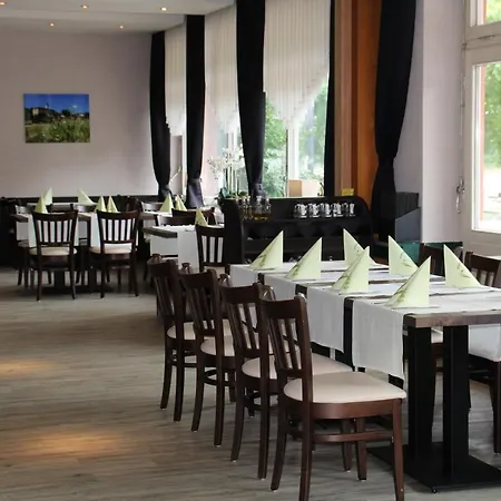 Hotel Hotel-gasthof Zum Ritter Hassmersheim