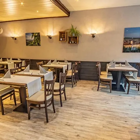 Hotel-gasthof Zum Ritter 3*