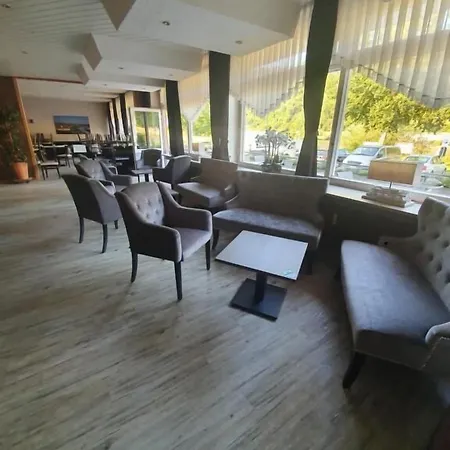Hotel-gasthof Zum Ritter 호텔 3*