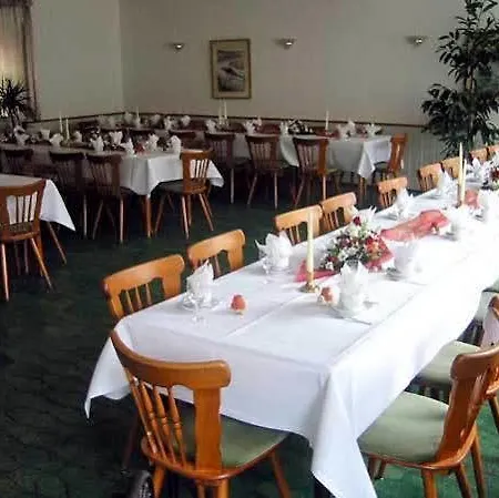 Hotel Hotel-gasthof Zum Ritter Hassmersheim